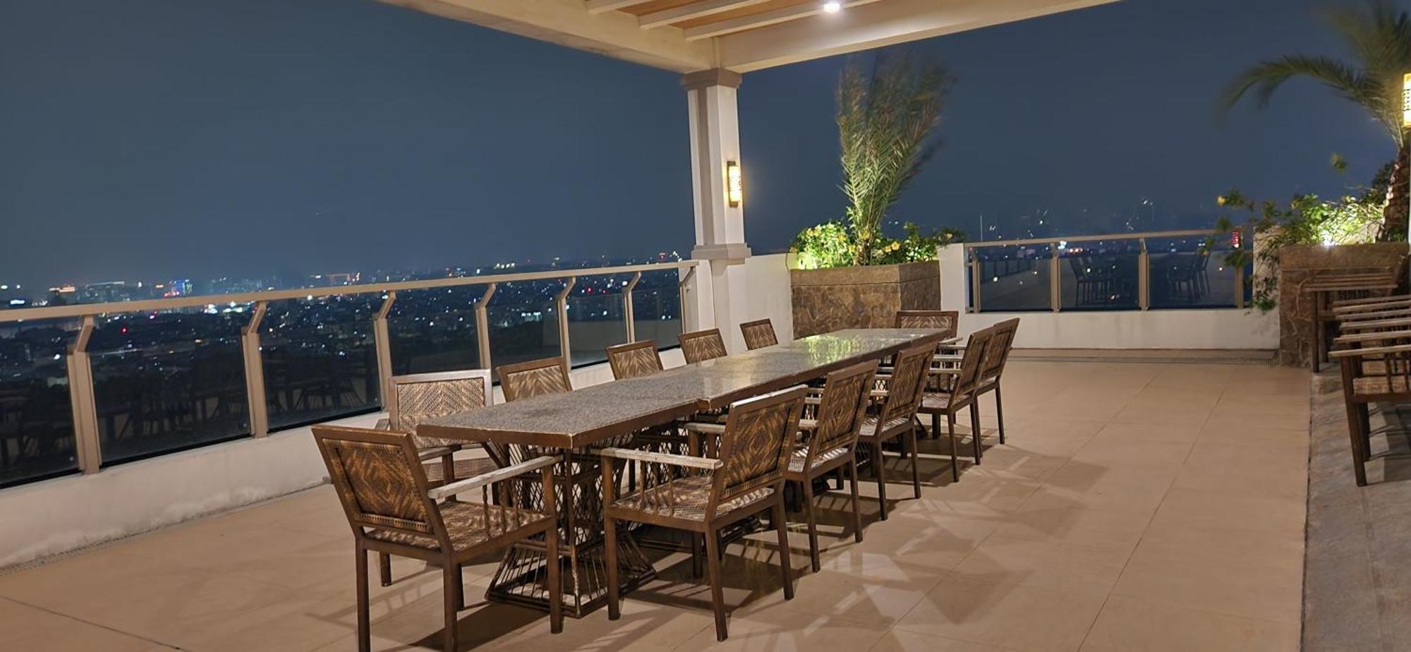 Casa Antonio At Fairway Terraces Family Penthouse 2Br Wi-Fi Nr Golf, Airport, Fort Bgc Manila Dış mekan fotoğraf